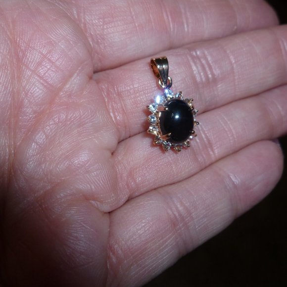 18K Gold Electroplate Onyx Swarovski Crystals Pendant - Picture 5 of 12